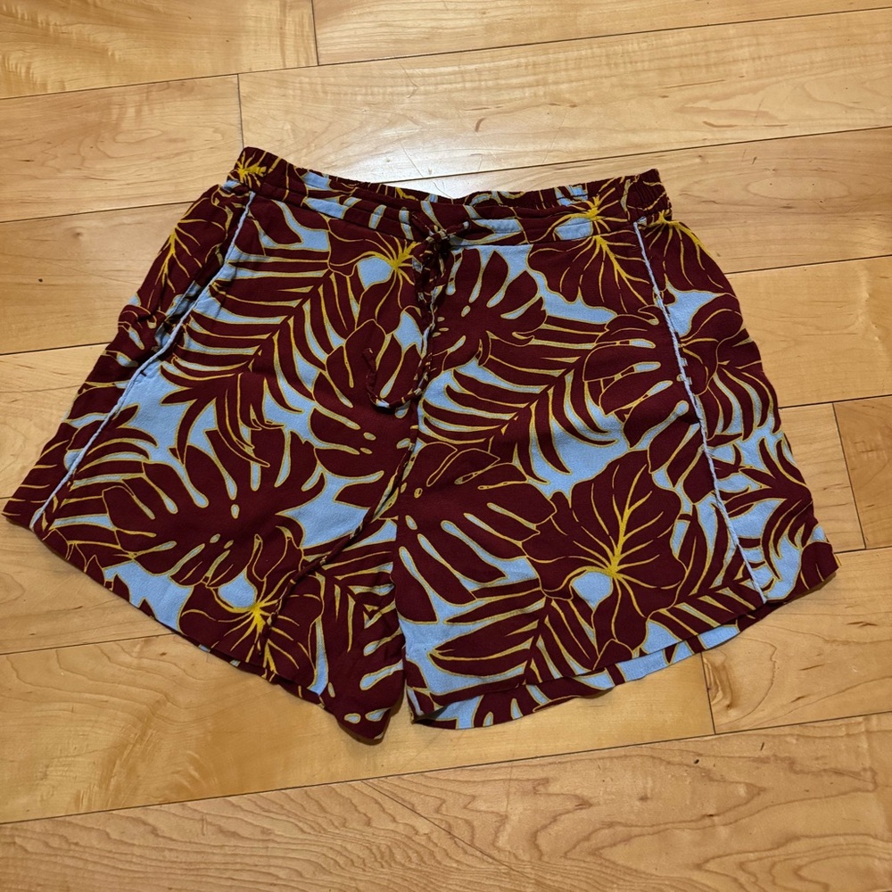 H&M Tropical Print Drawstring Athletic Shorts - Burgundy & Light Blue
